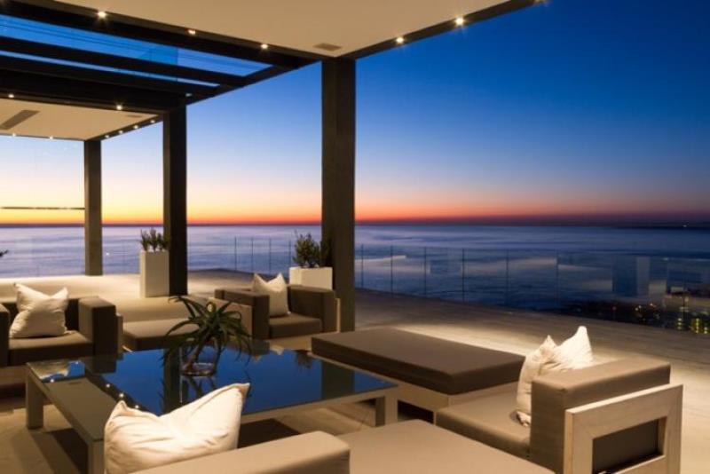 Holiday villas in affluent areas