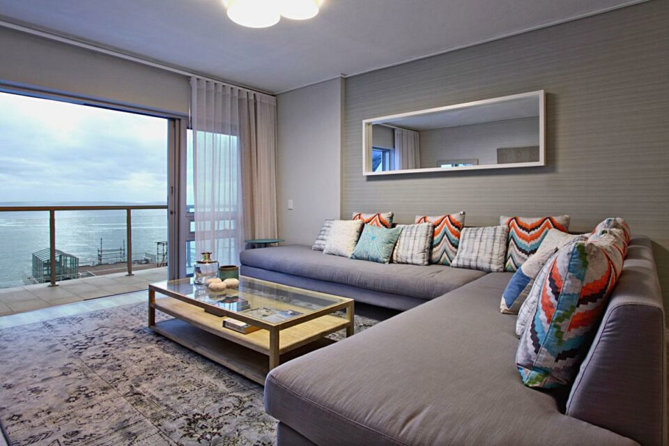 Dunmore Blue - Living area