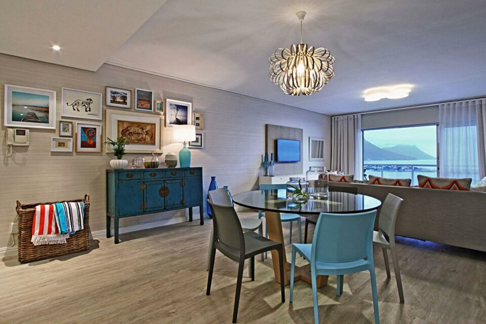 Dunmore Blue - Living & dining area