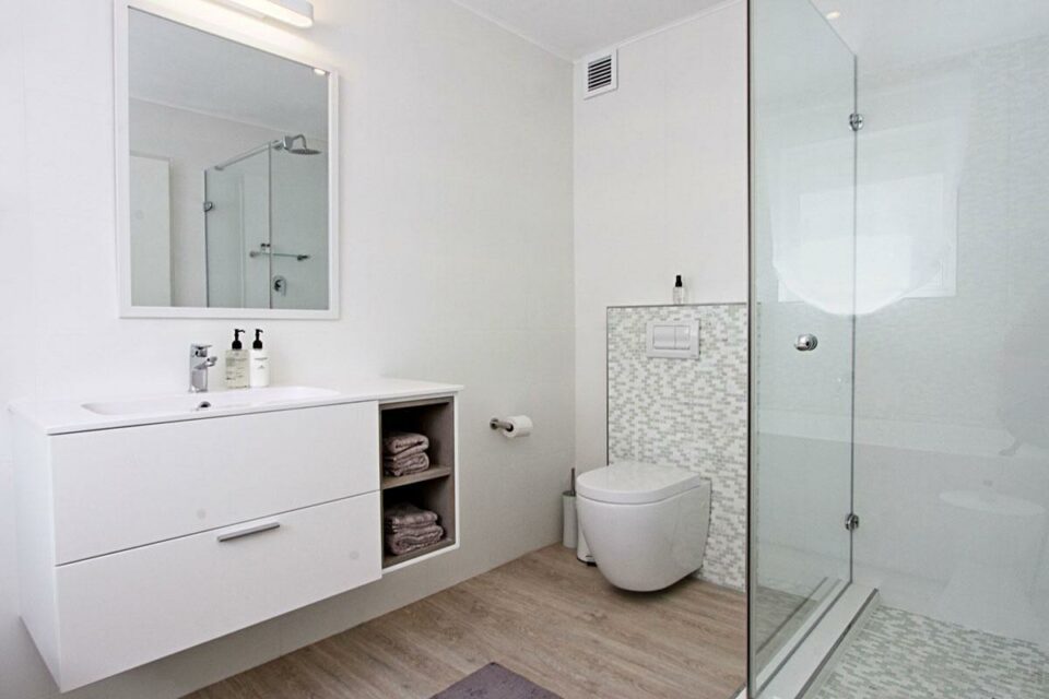 Dunmore Blue - En-suite