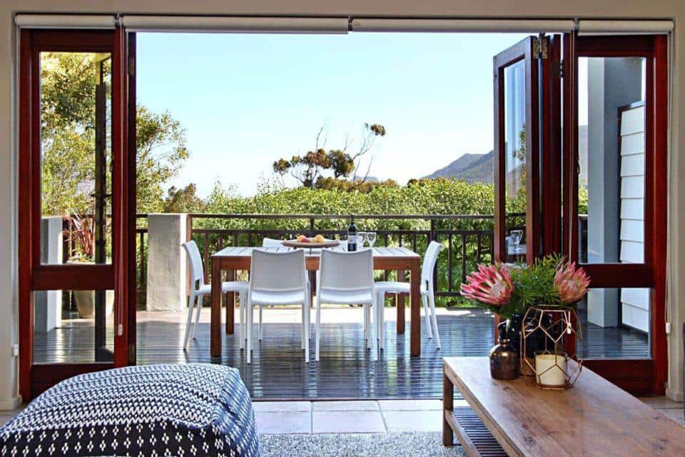 Mountain Lodge - Living space