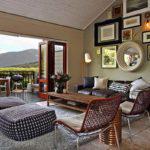 Mountain Lodge - Living area