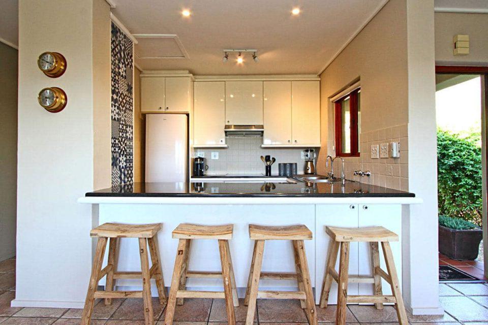 Mountain Lodge - Breakfast bar