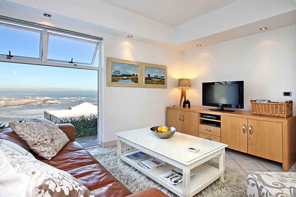 Camps Bay Terrace Suite - Living area & TV