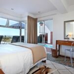 Camps Bay Terrace Suite - Master bedroom & view