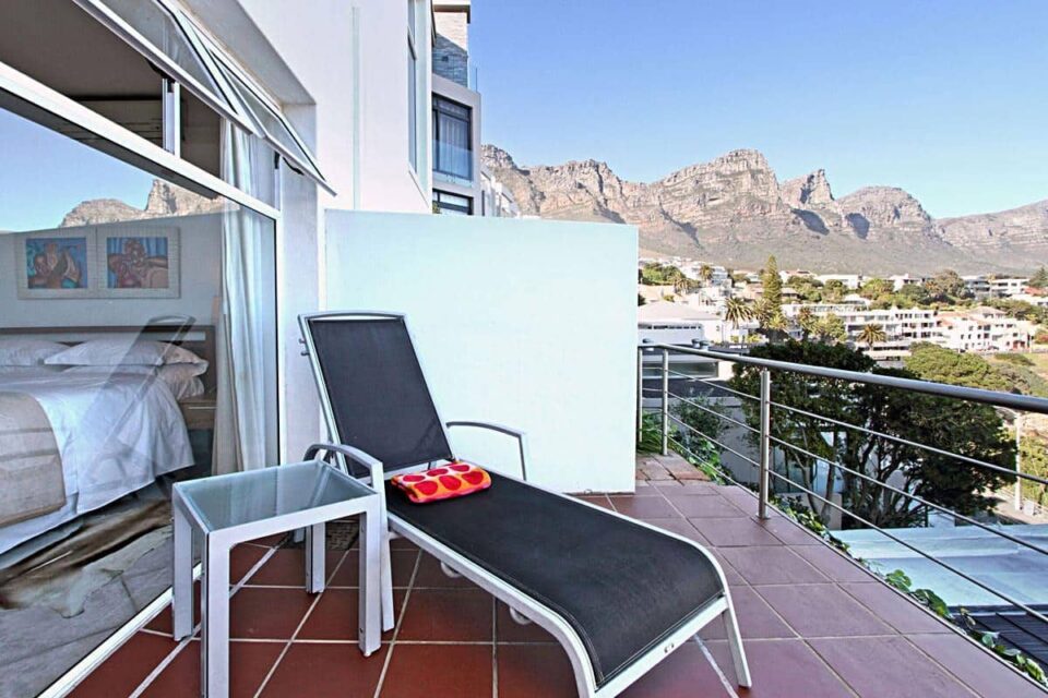 Camps Bay Terrace Suite - Sun Lounger