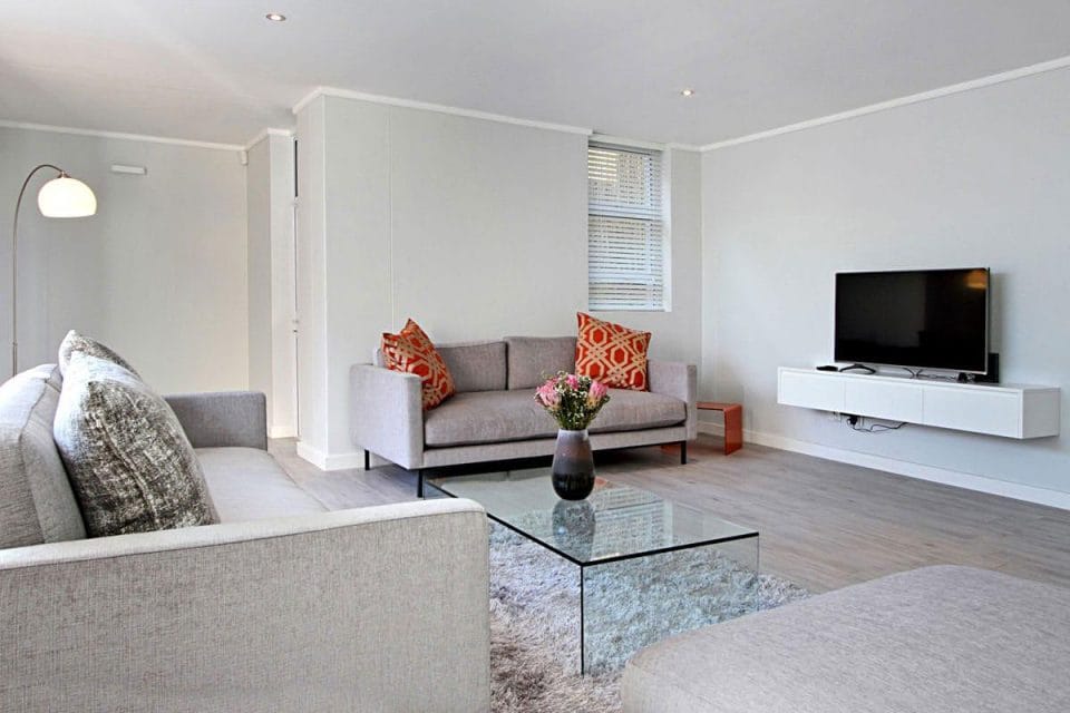 houghton-villa-7895268