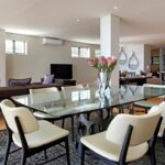 Medburn Views Penthouse - Dining & Living area