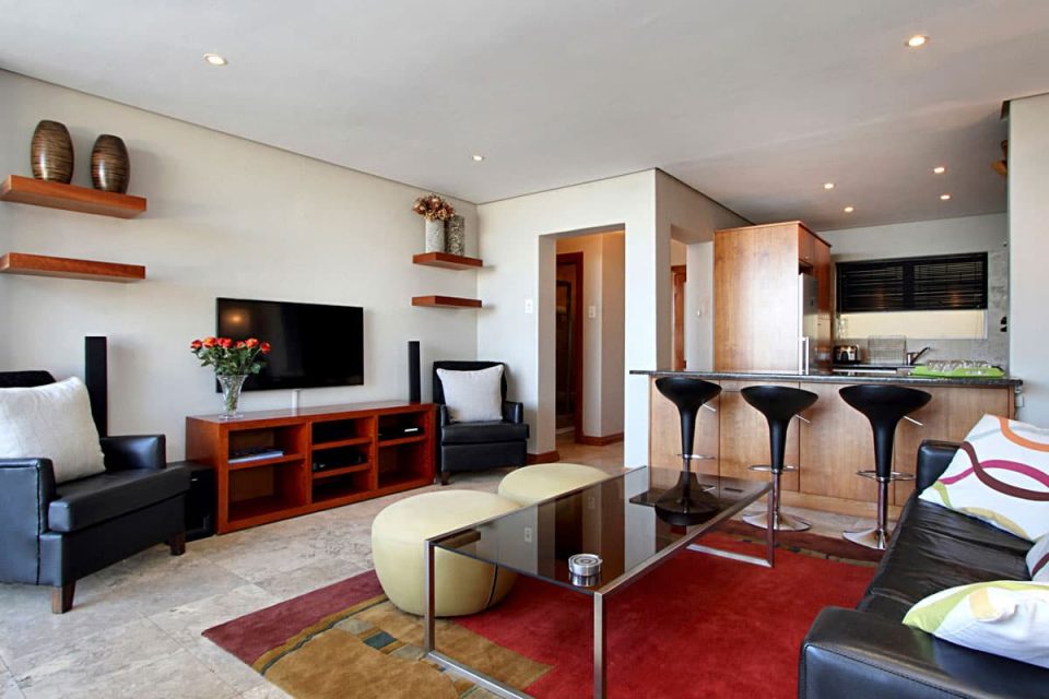 Panorama Apartment - TV & Living area