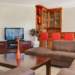 100 Geneva - Living area