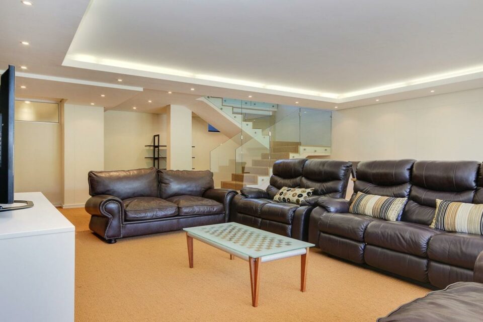 Malindi - Downstairs Lounge