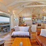 48 Brook - Lounge & kitchen