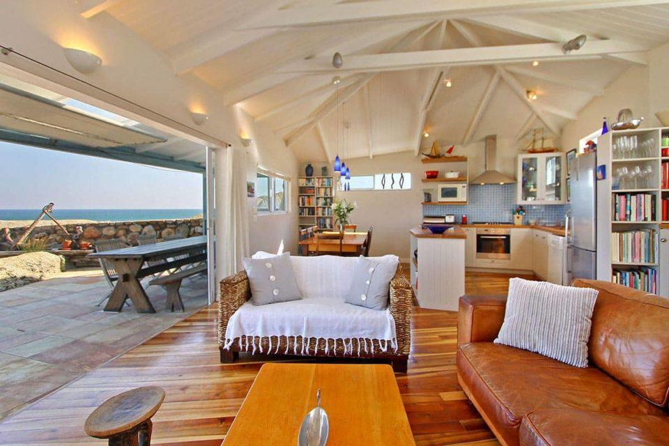 48 Brook - Lounge & kitchen