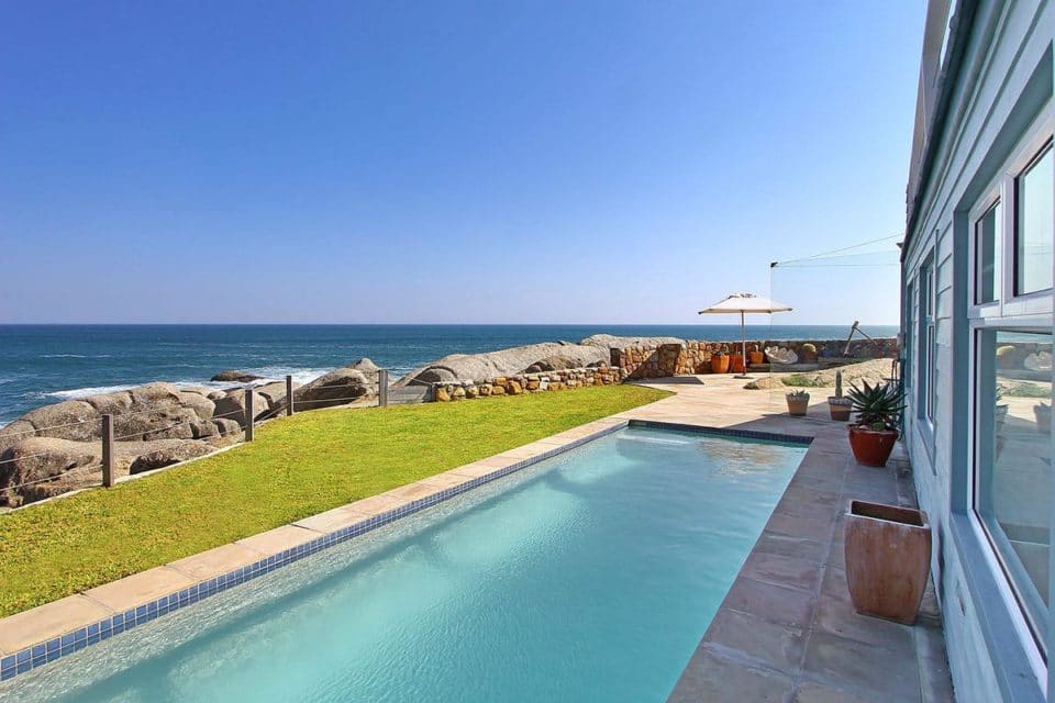 48 Brook - Pool & garden