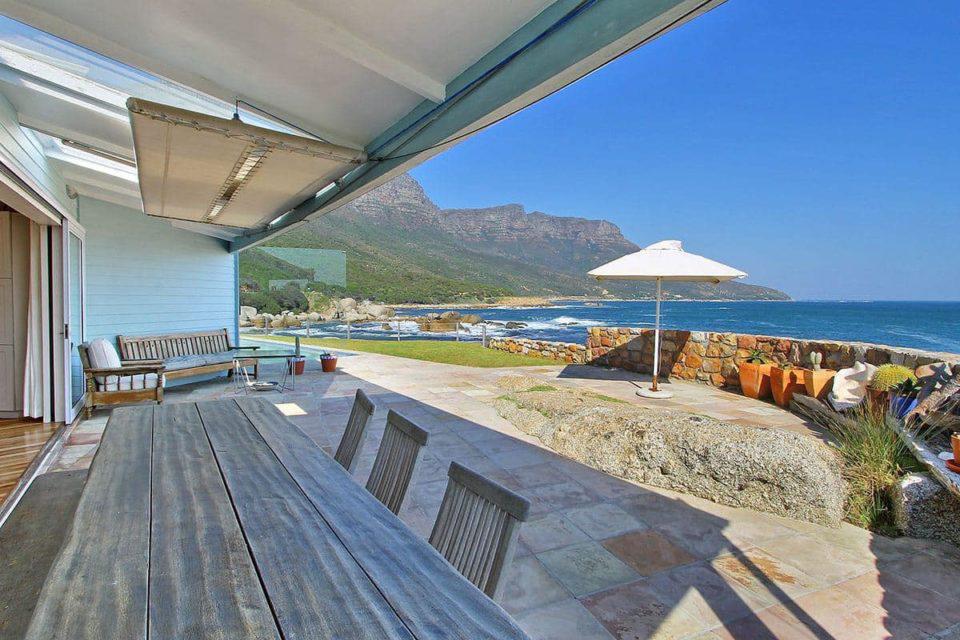 48 Brook - Terrace with dining table