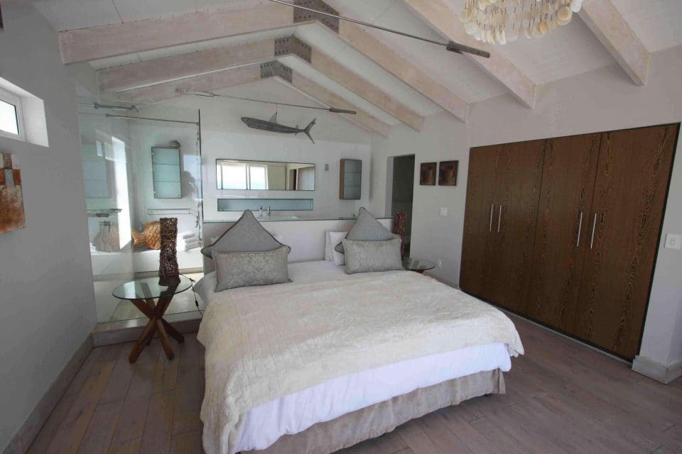 glen-beach-penthouse-2539793