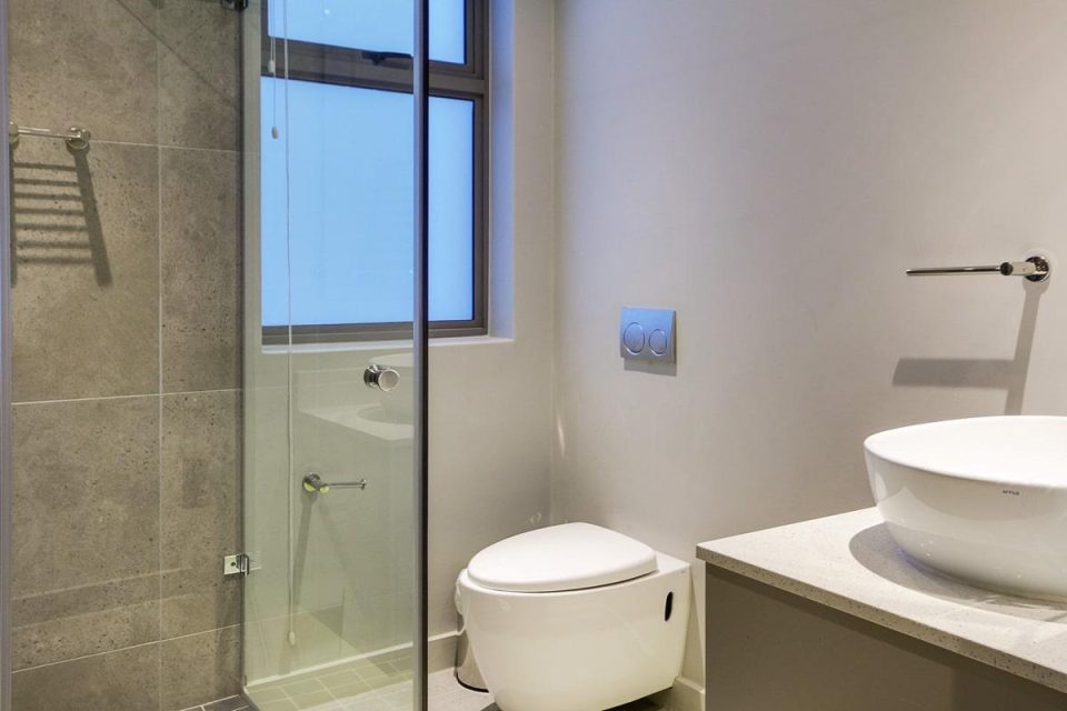 Fairmont 204 - Third Bathroom