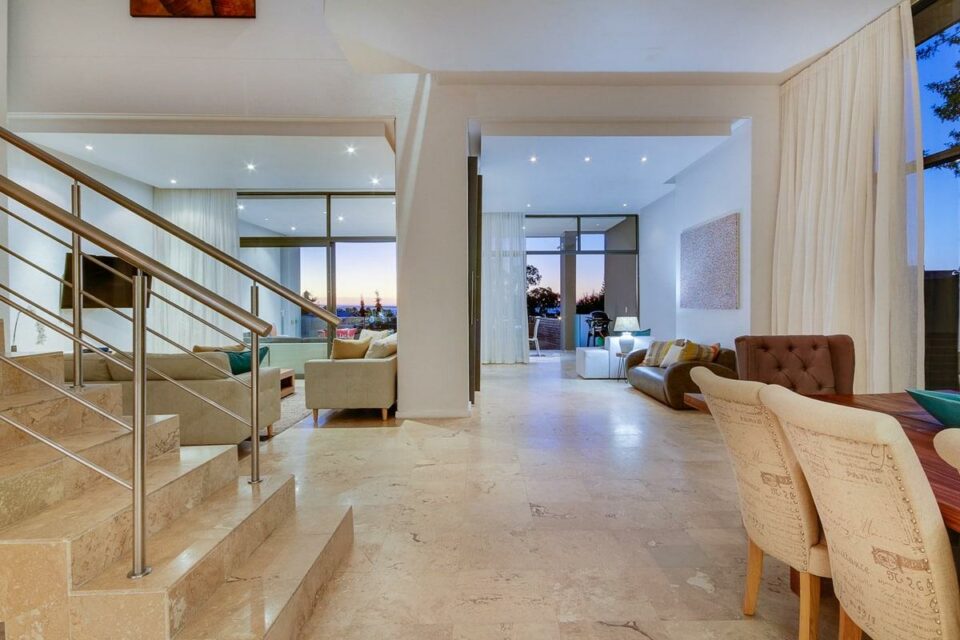 Harrier Place - Bottom Staircase View