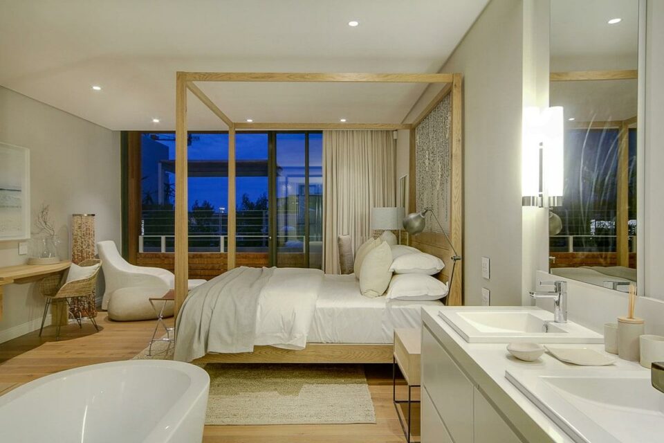 Loader A - Master bedroom & En-suite