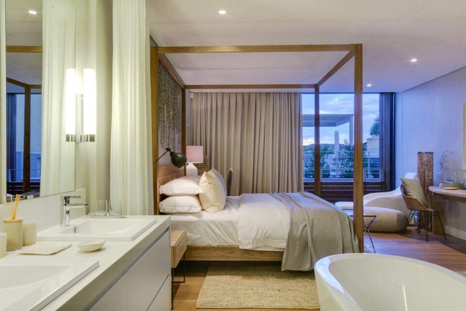 Loader B - Master Bedroom