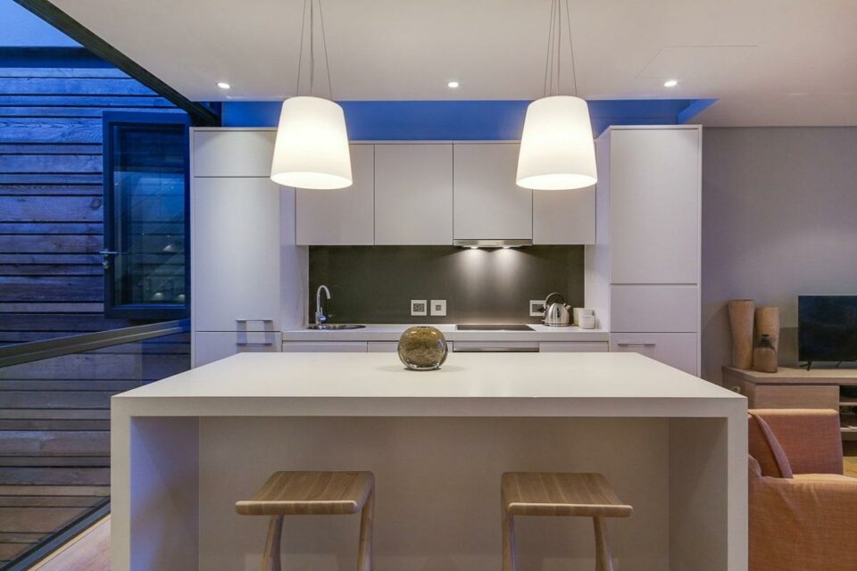 Loader B - Kitchen & Seating