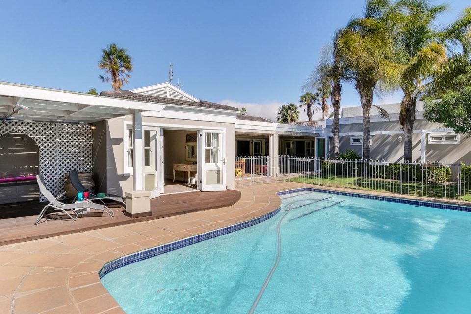 almond-villa-38729464