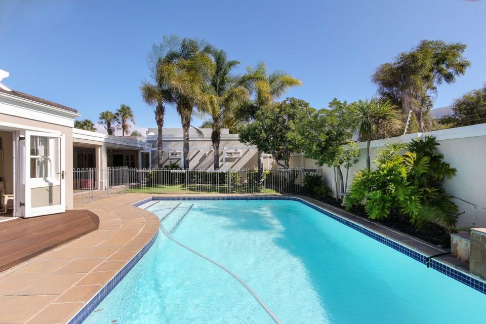 almond-villa-38729469