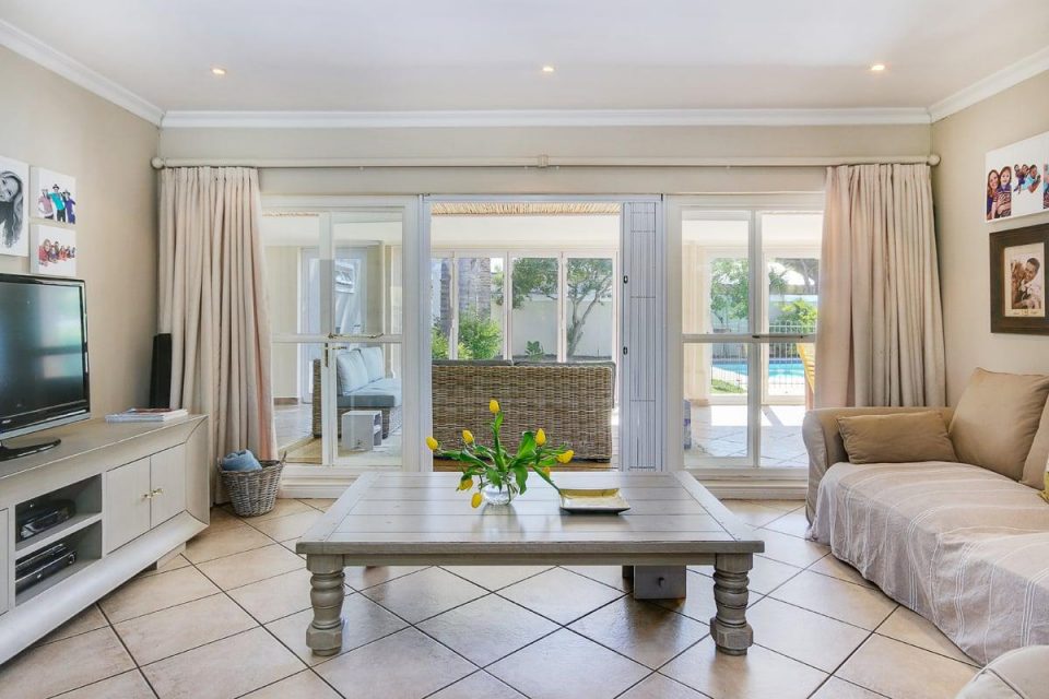 almond-villa-38785352