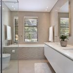 44 Hely - En-suite to second bedroom