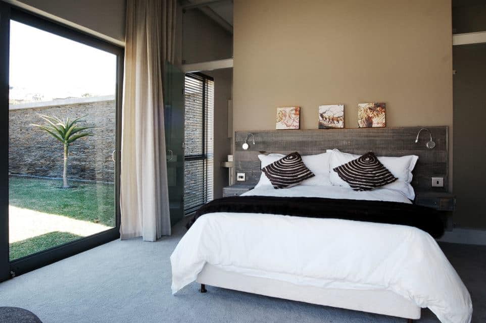 blue-horizon-41506403