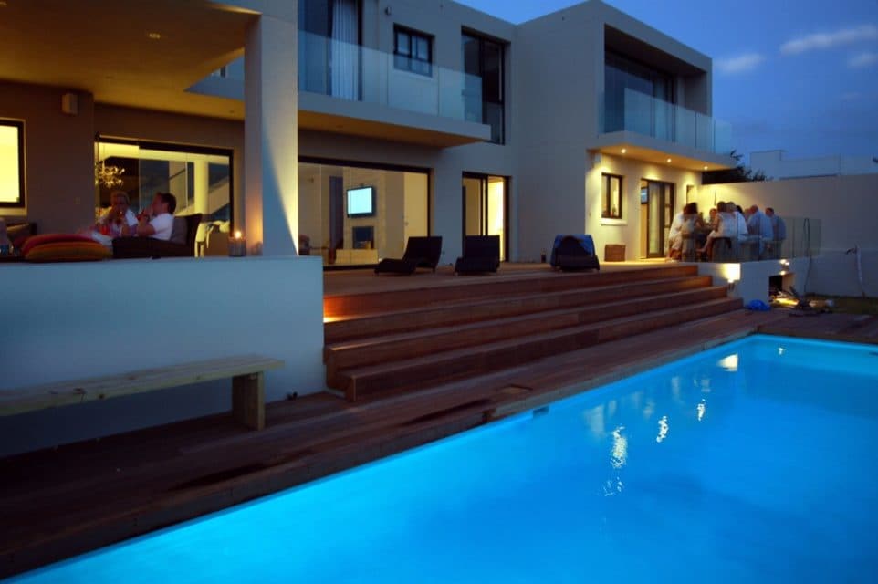 home-by-the-sea-41618775