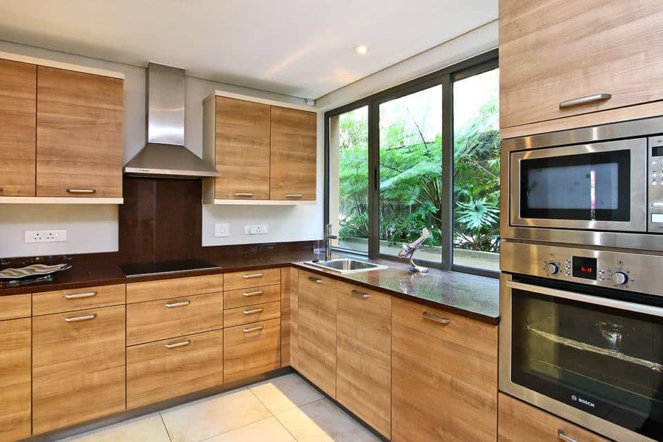 kylemore-001-34140767