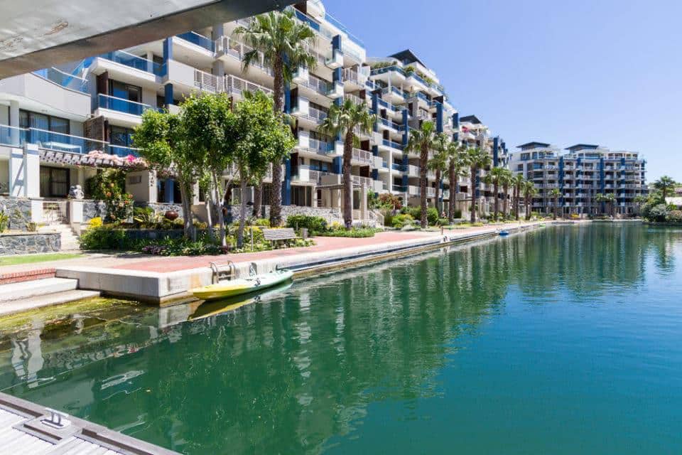 kylemore-001-34140837