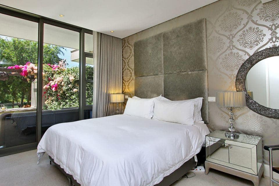 kylemore-001-34140848