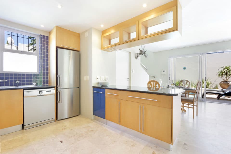 ocean-camellia-39947837