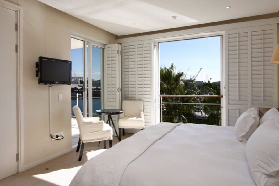 parergon-205-40842231