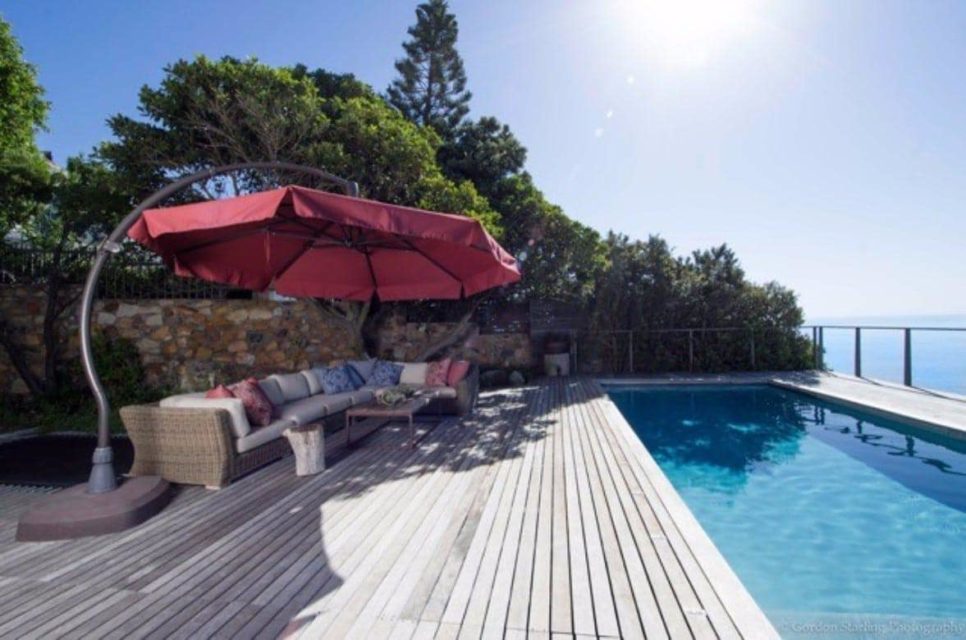 1-sunset-close-42940341