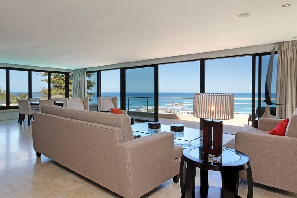 20-b-geneva-42972506