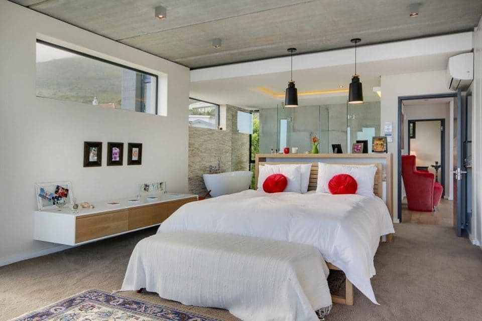 Hely Villa - Master bedroom