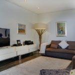 Hely Villa - Living area & TV