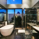Prima Views - En-suite to master
