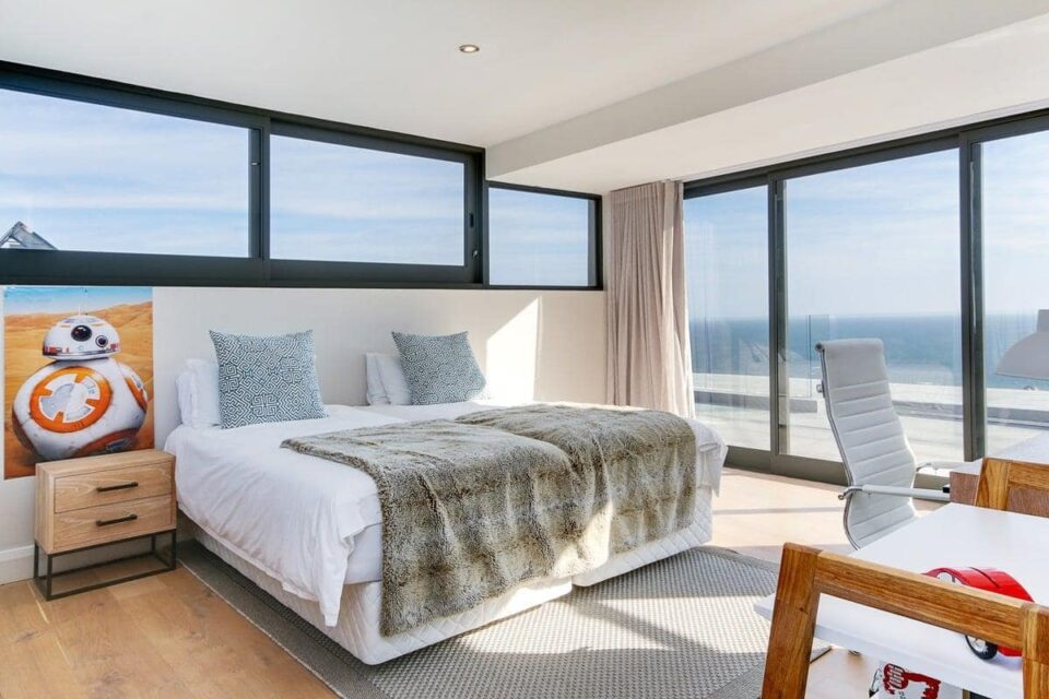 14 Fisherman Bend - Fifth bedroom