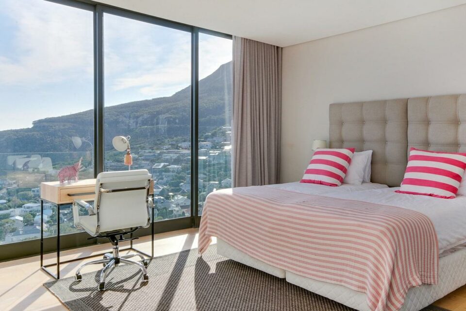 14 Fisherman Bend - Fourth bedroom