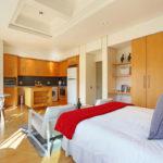 808-cartwrights-42602980