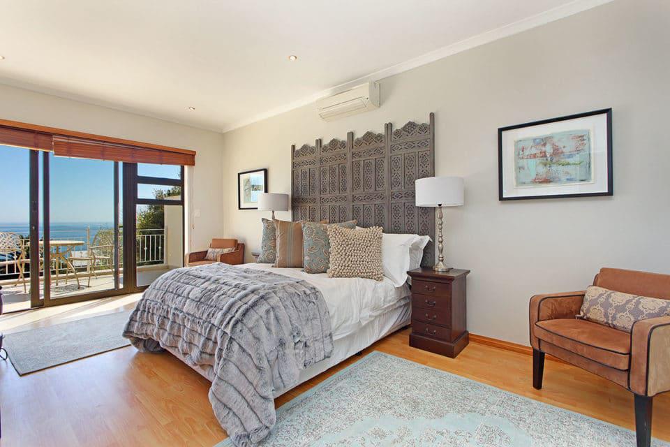 camps-bay-villa-45086954