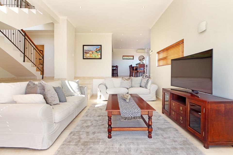 camps-bay-villa-45086964