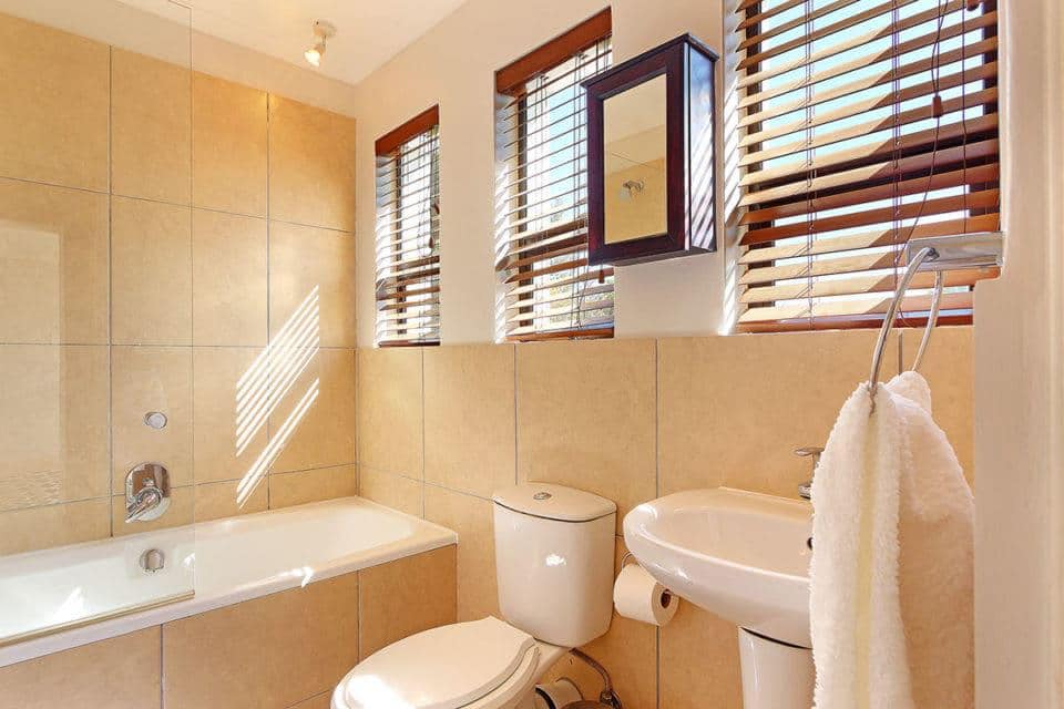 camps-bay-villa-45086970