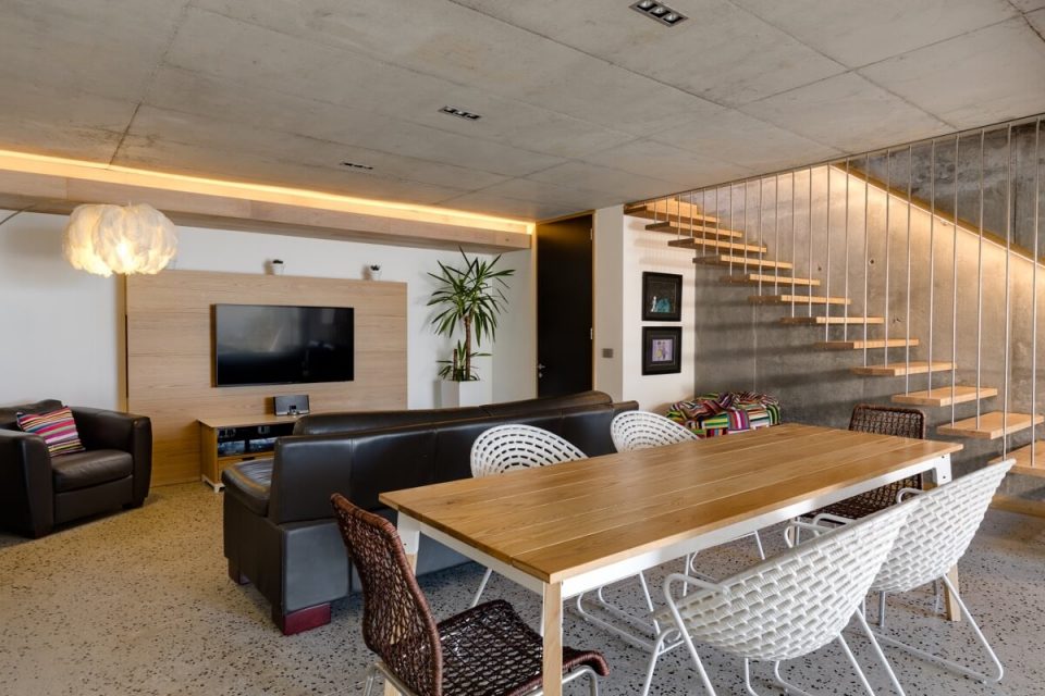 54-victoria-45711430