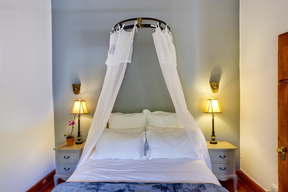 albert-cottage-45999776