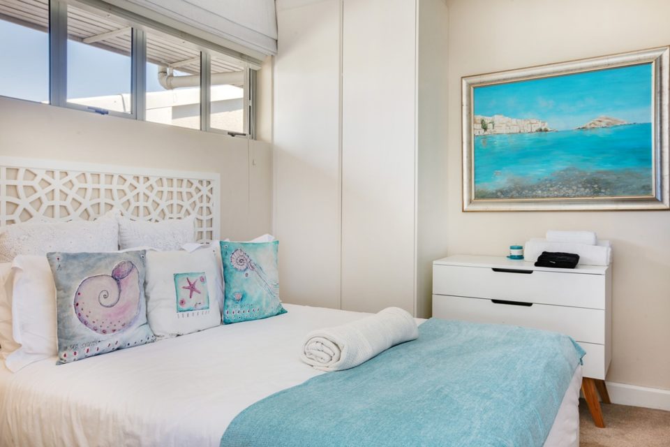 Valentine - Second Bedroom